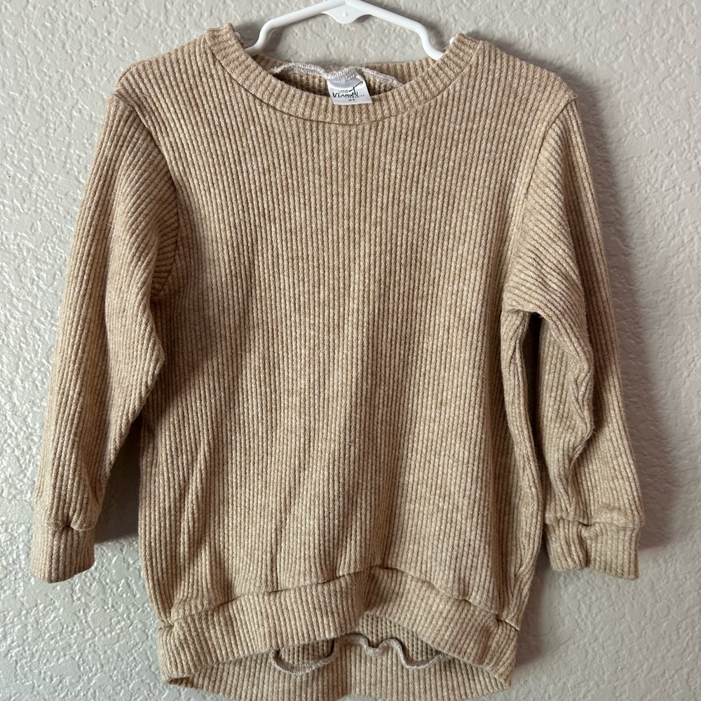 Little Nugget Knits Oatmeal Chenille Waffle Sweater size 2T